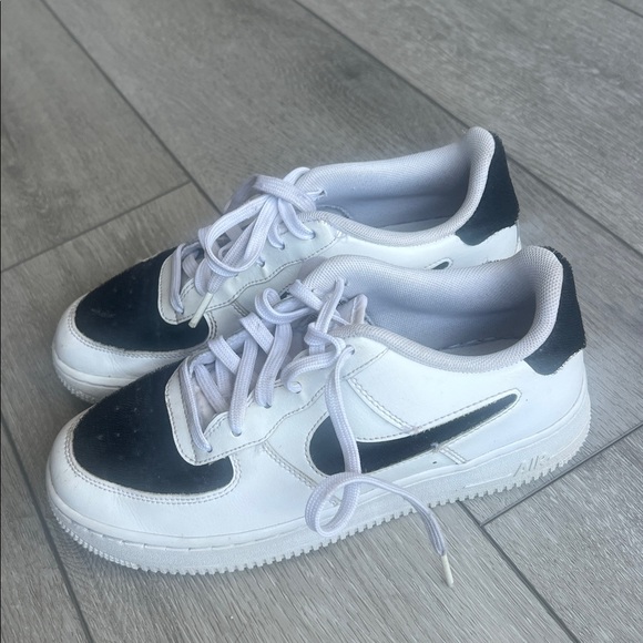 Nike Air Force One custom limited edition Black and White Sneakers size 7.5